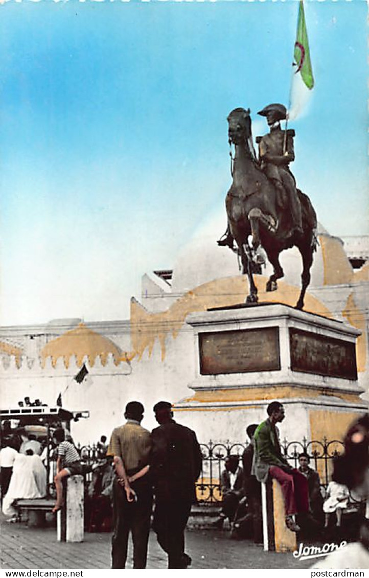 Algérie - Fêtes De L'Indépendance à Alger - 1er Jour De L'Indépendance, Dernier Jour Pour La Statue Du Duc D'Orléans - E - Algiers