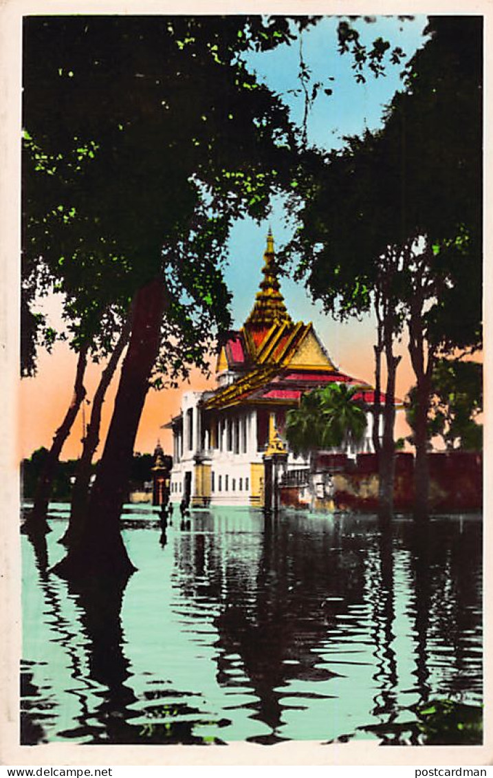 Cambodge - PHNOM PENH - Habitation Royale Pendant La Fête Des Eaux - Ed. P-C Paris 287 - Cambodia