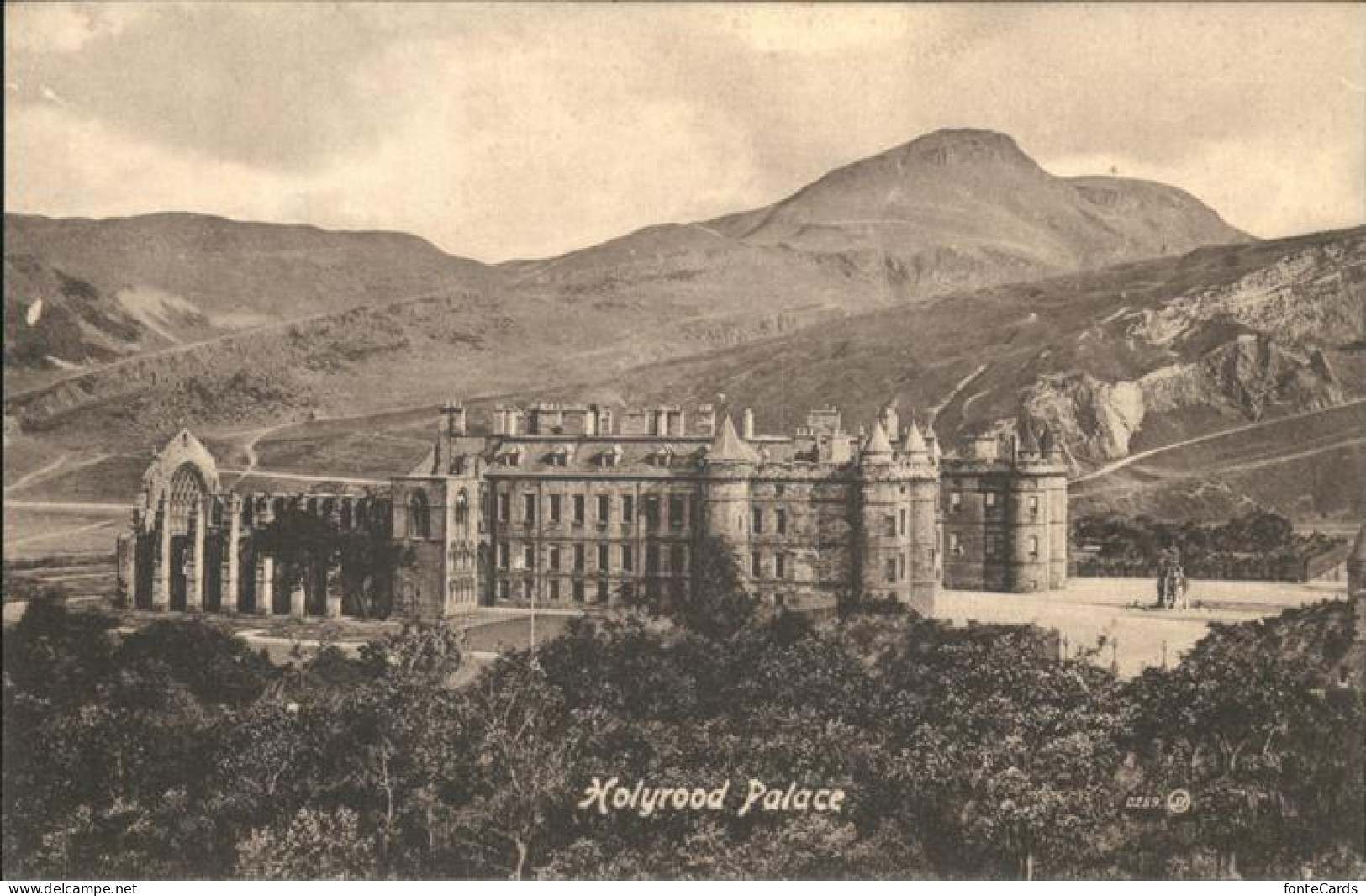 11188262 Edinburgh Holyrood Palace Edinburgh - Autres & Non Classés