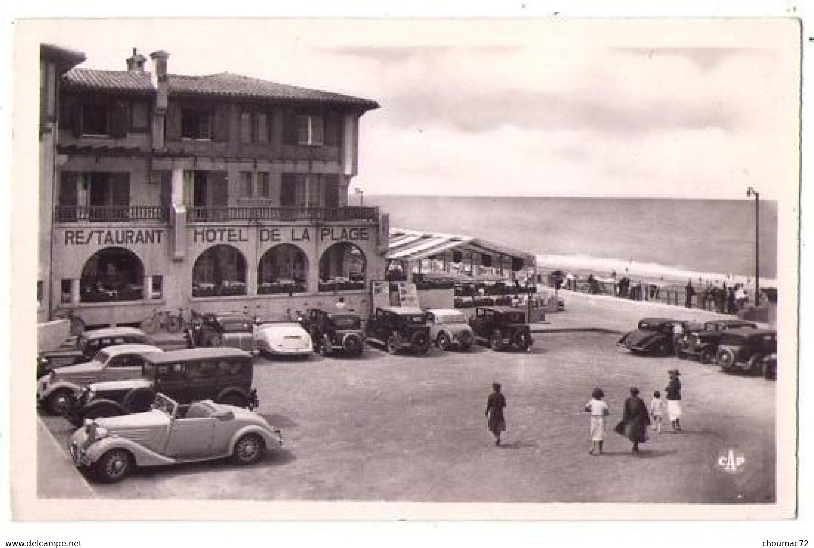 (40) 143, Hossegor, CAP 60, Les Terrasses Vers L'Hotel De La Plage, Voitures - Hossegor