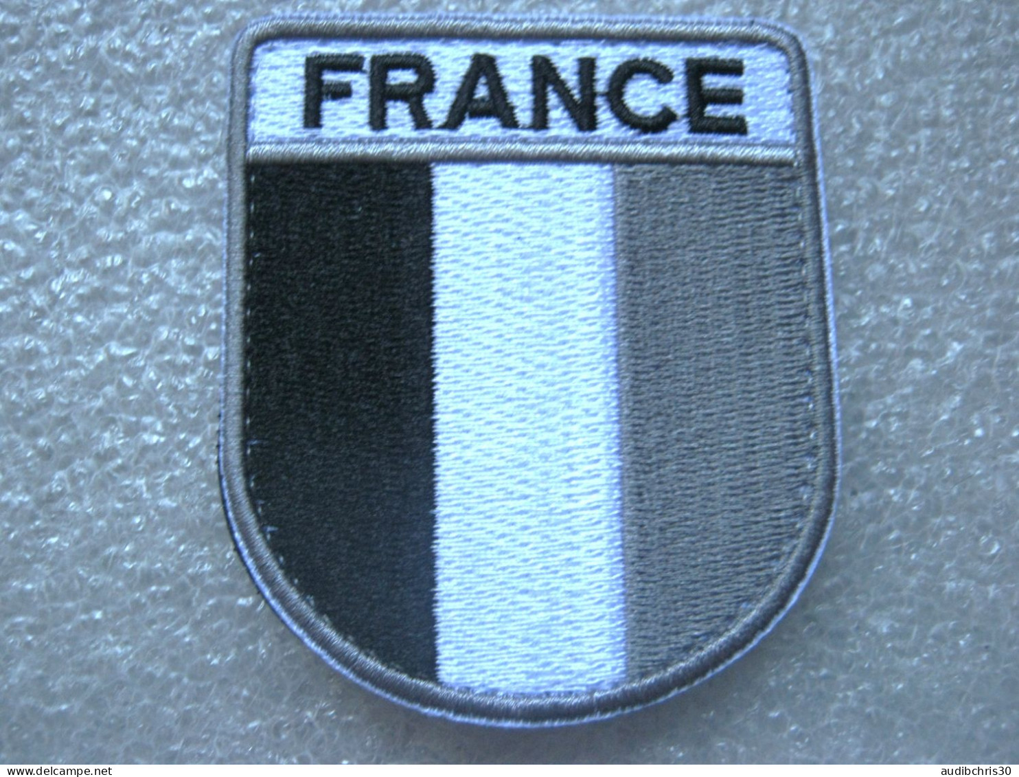 ECUSSON DE BRAS ARMEE FRANCAISE EN OPERATION (VARIANTE 2) SUR SCRATCH - Esercito