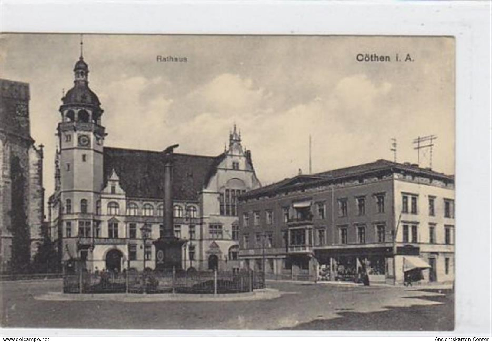 39012011 - Coethen Mit Rathaus Gelaufen Von 1917. Gut Erhalten. - Koethen (Anhalt)