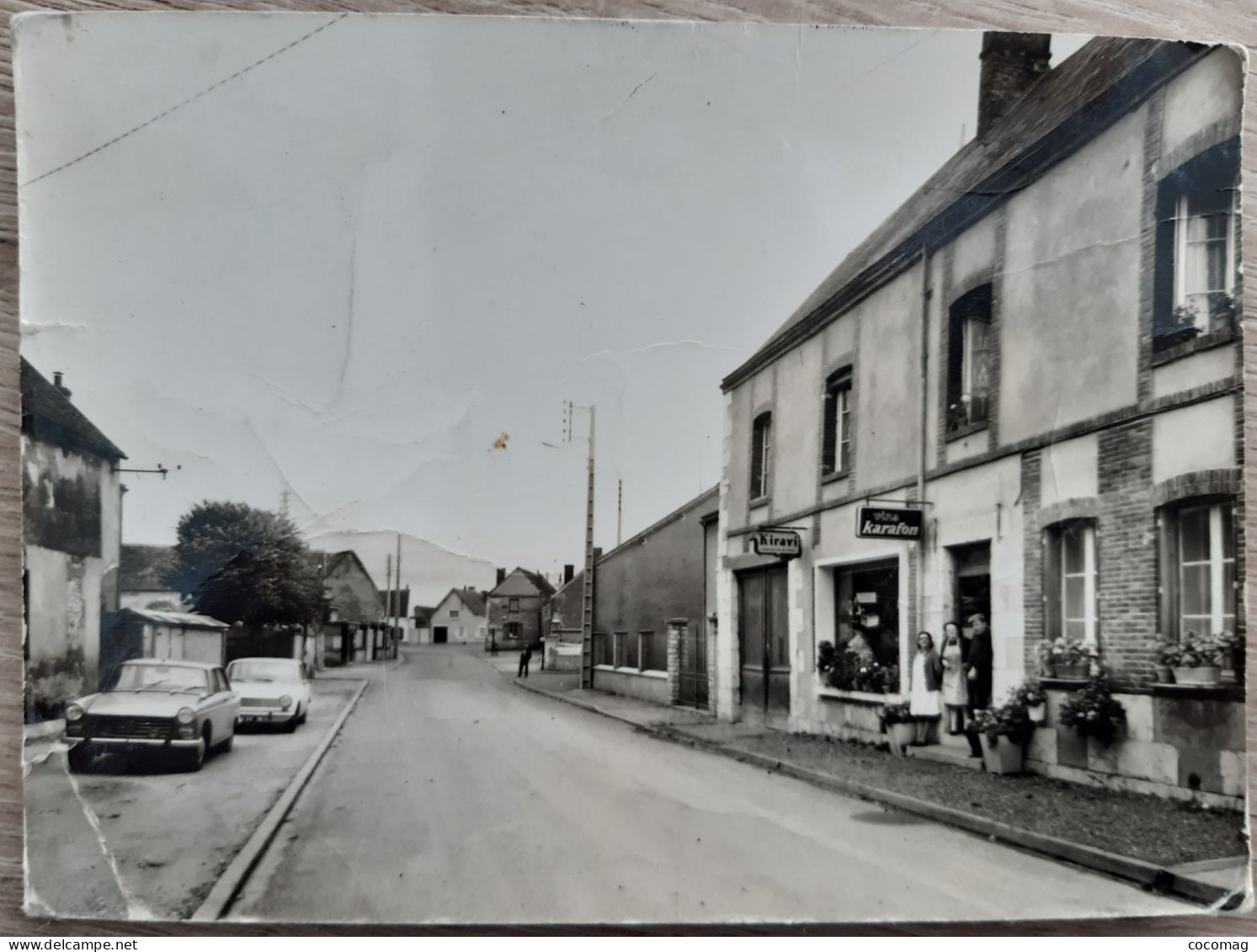 61 FRANCOURVILLE RUE D'HOUVILLE EPICERIE PEUGEOT 404 SIMCA 1100 PUB VIN KARAFON ETAT MOYEN - Other & Unclassified