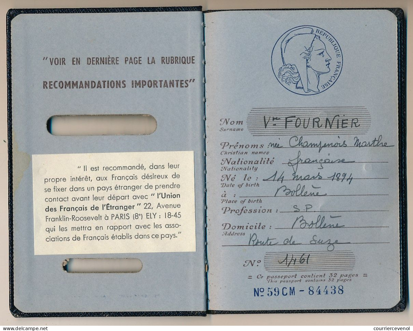 FRANCE / Maroc - Passeport 1960 Fiscal 32,00NF Visas Casablanca + Carte D'identité Fiscaux 4f Et 9F - Même Personne - Lettres & Documents