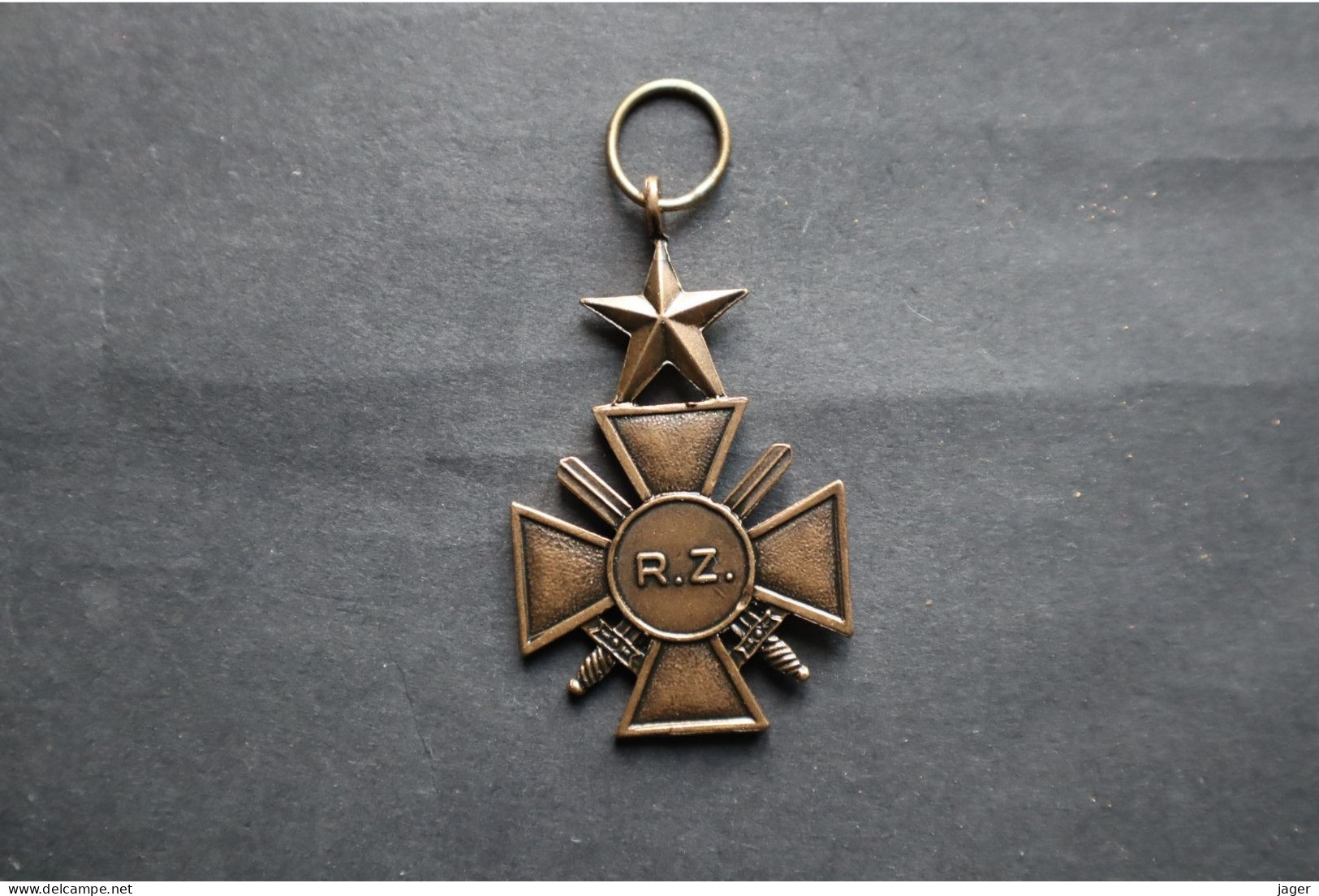 Médaille République Du Zaire Croix De Guerre - Autres & Non Classés