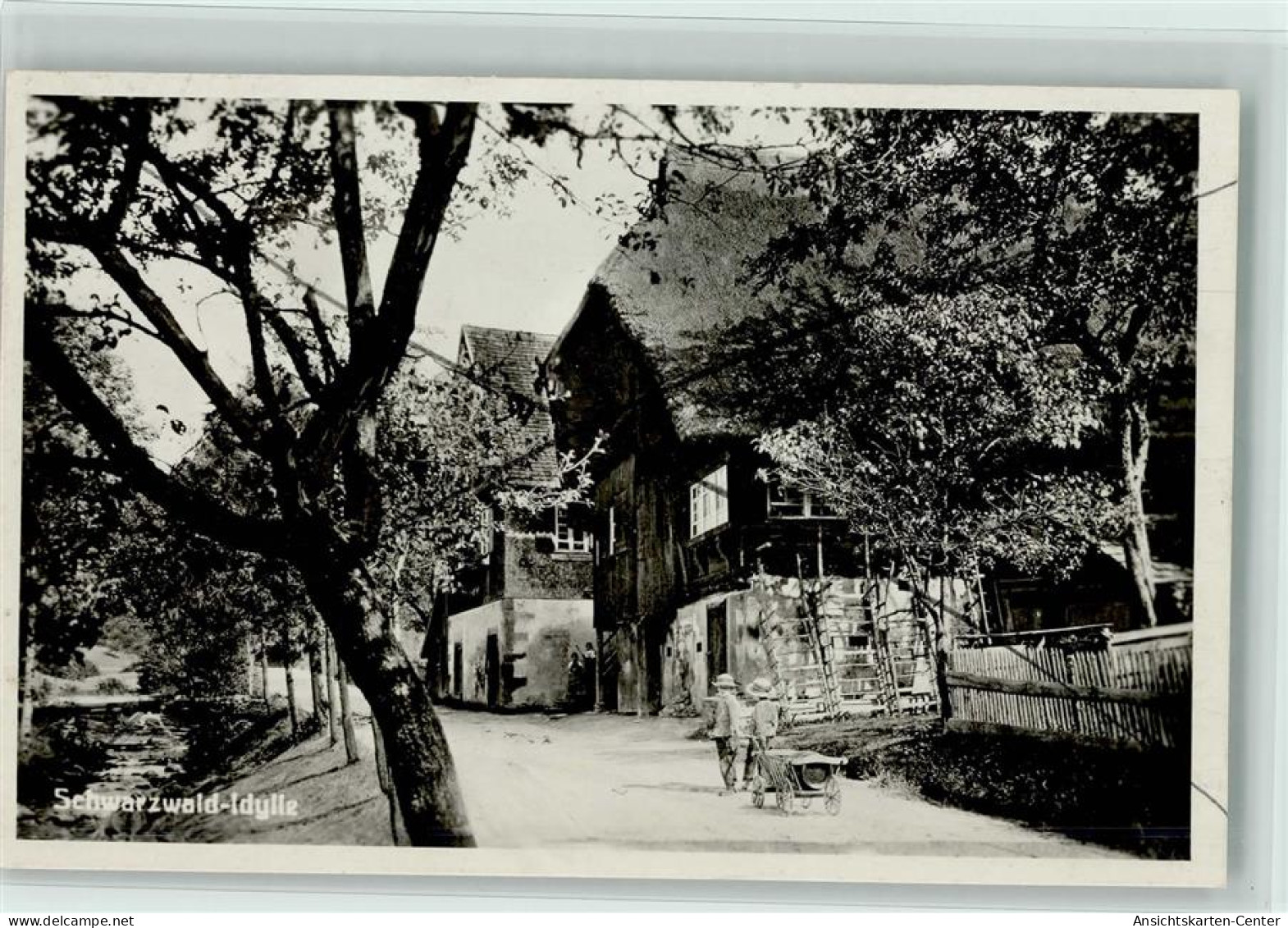 12038811 - Schwarzwald Haeuser Kinder Mit Handwagen Bach - Hochschwarzwald