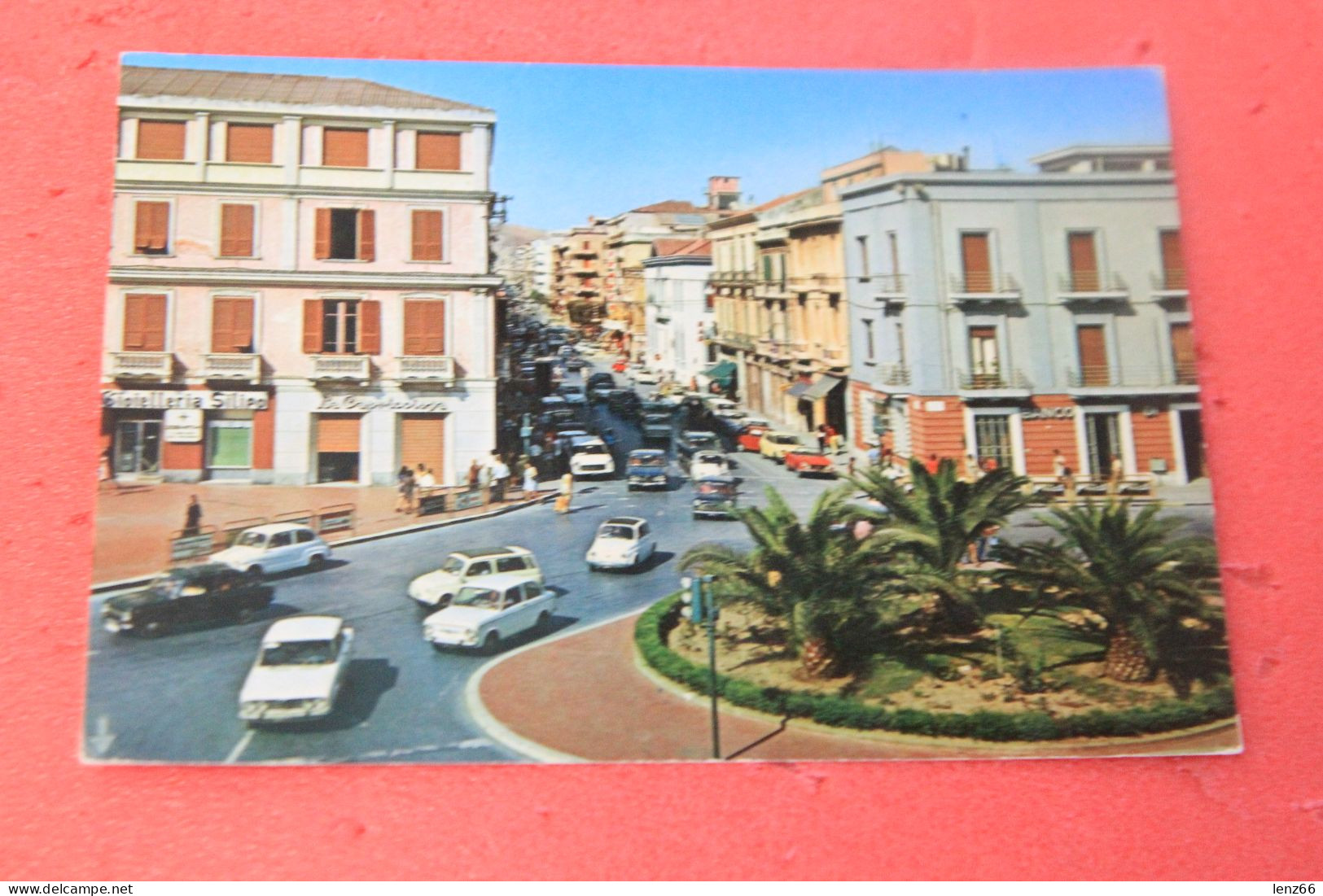 Crotone Piazza Pitagora + Auto Anche Alfa Romeo 1975 - Crotone