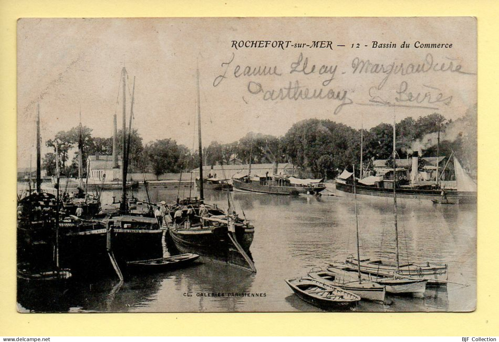 17. ROCHEFORT-SUR-MER – Bassin Du Commerce (animée, Bateaux) (voir Scan Recto/verso) - Rochefort