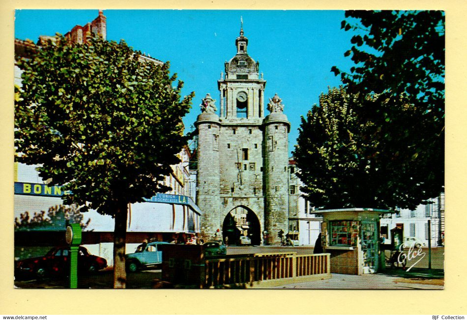 17. LA ROCHELLE – Le Cours Wilson Et La Grosse Horloge / CPSM (voir Scan Recto/verso) - La Rochelle