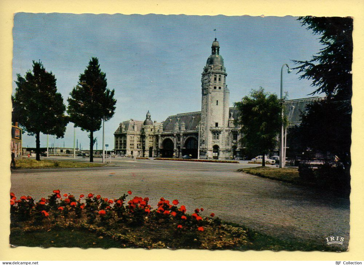17. LA ROCHELLE – La Gare / La Tour Centrale à 45 M De Haut / CPSM (voir Scan Recto/verso) - La Rochelle