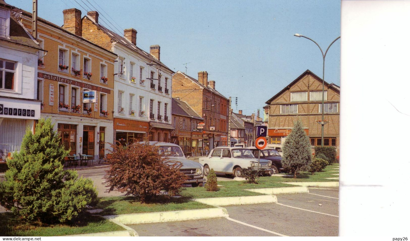 Cpsm  Thiberville Rue De Bernay - Autres & Non Classés