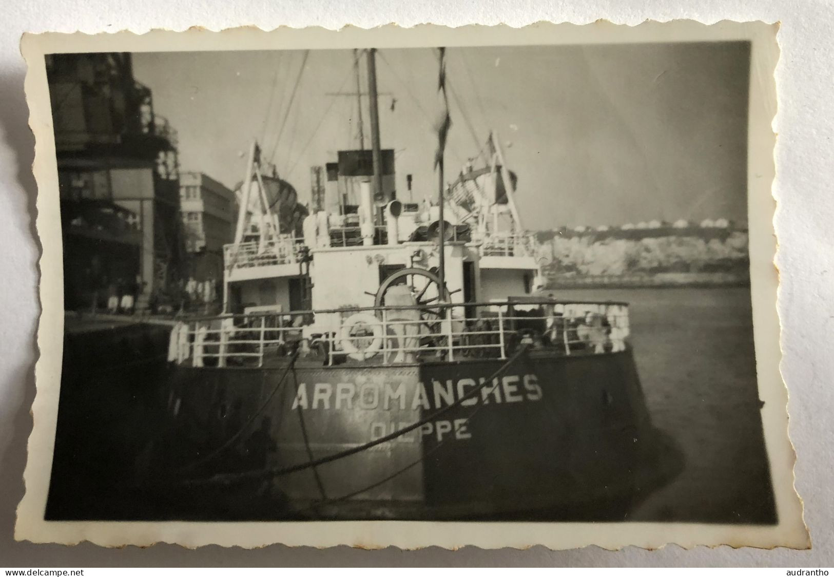 Photographie Ancienne Bateau ARROMANCHES Dieppe à Quai - Boats