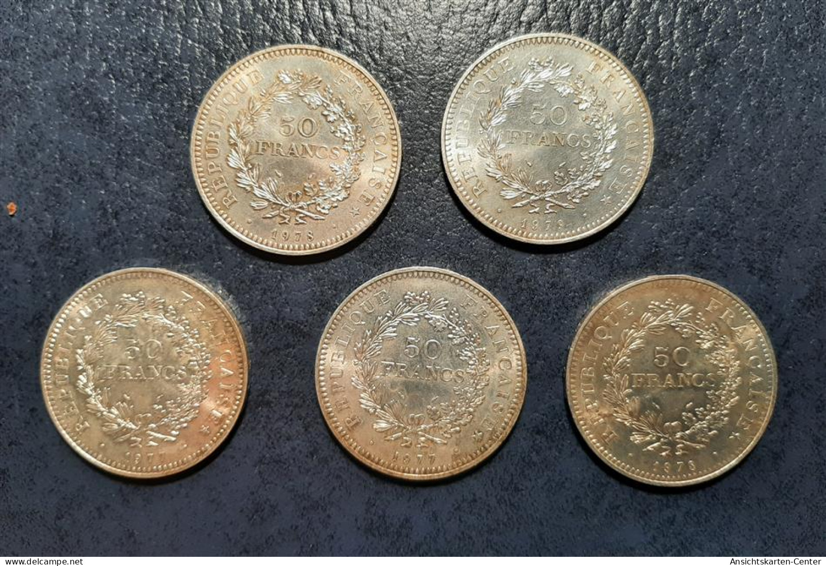 13707511 - Frankreich 5 X 50 Fr. Div. Jahrgaenge Feinheit 900/1000 Silber Feingewicht Gesamt 135 G - Münzen (Abb.)