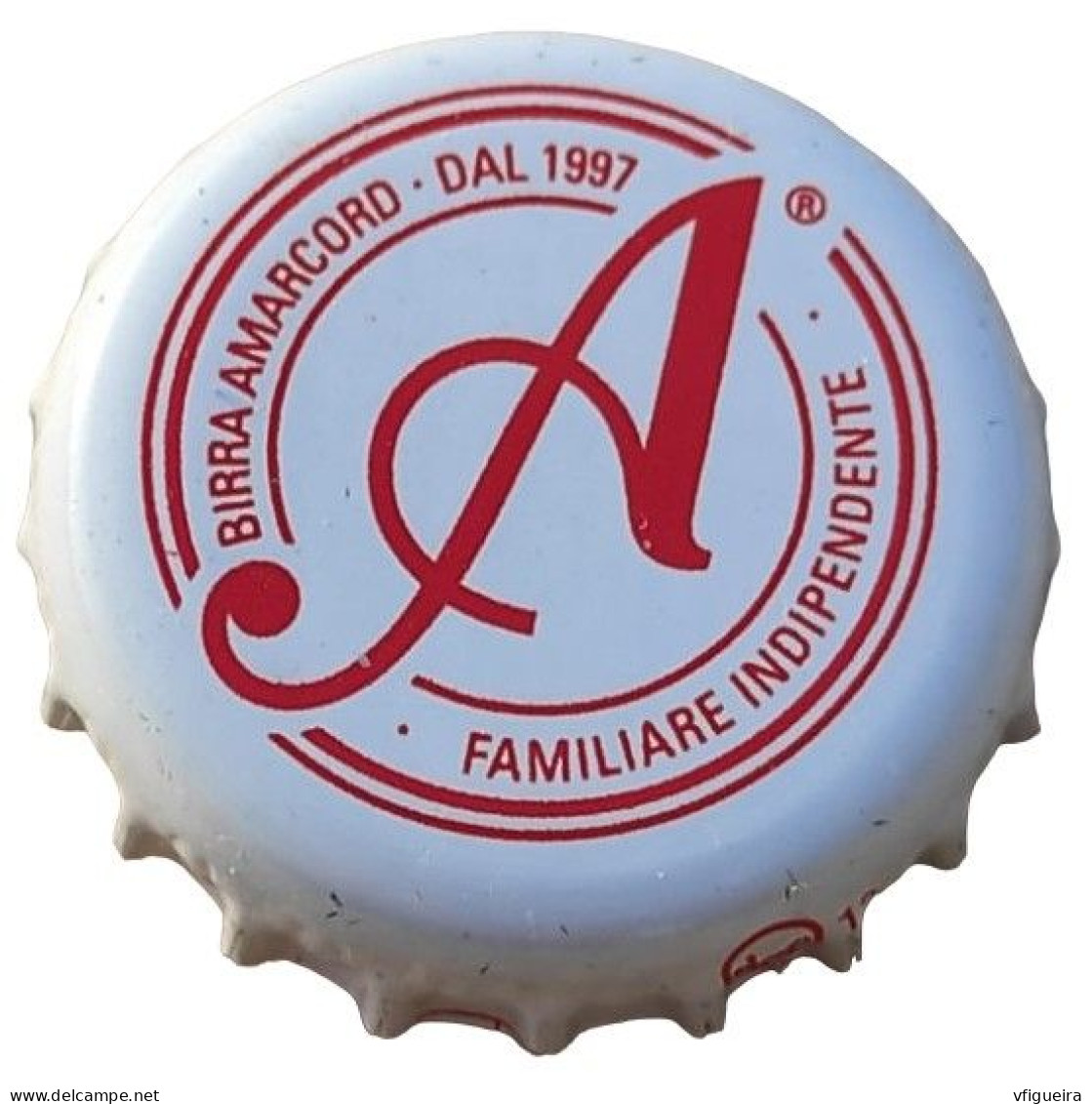 Italie Capsule Bière Beer Crown Cap Birra Amarcord Dal 1997 Familiare Indipendente SU - Birra