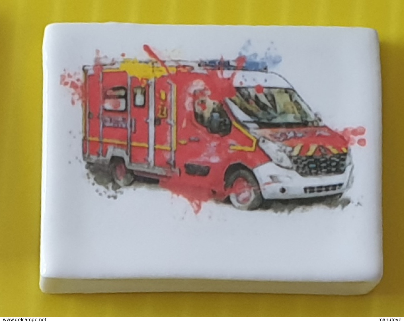 Fève Clamecy 2022 -  Pompiers Soldat Du Feu - Camion Ambulance    Sapeur Pompier - Personnages