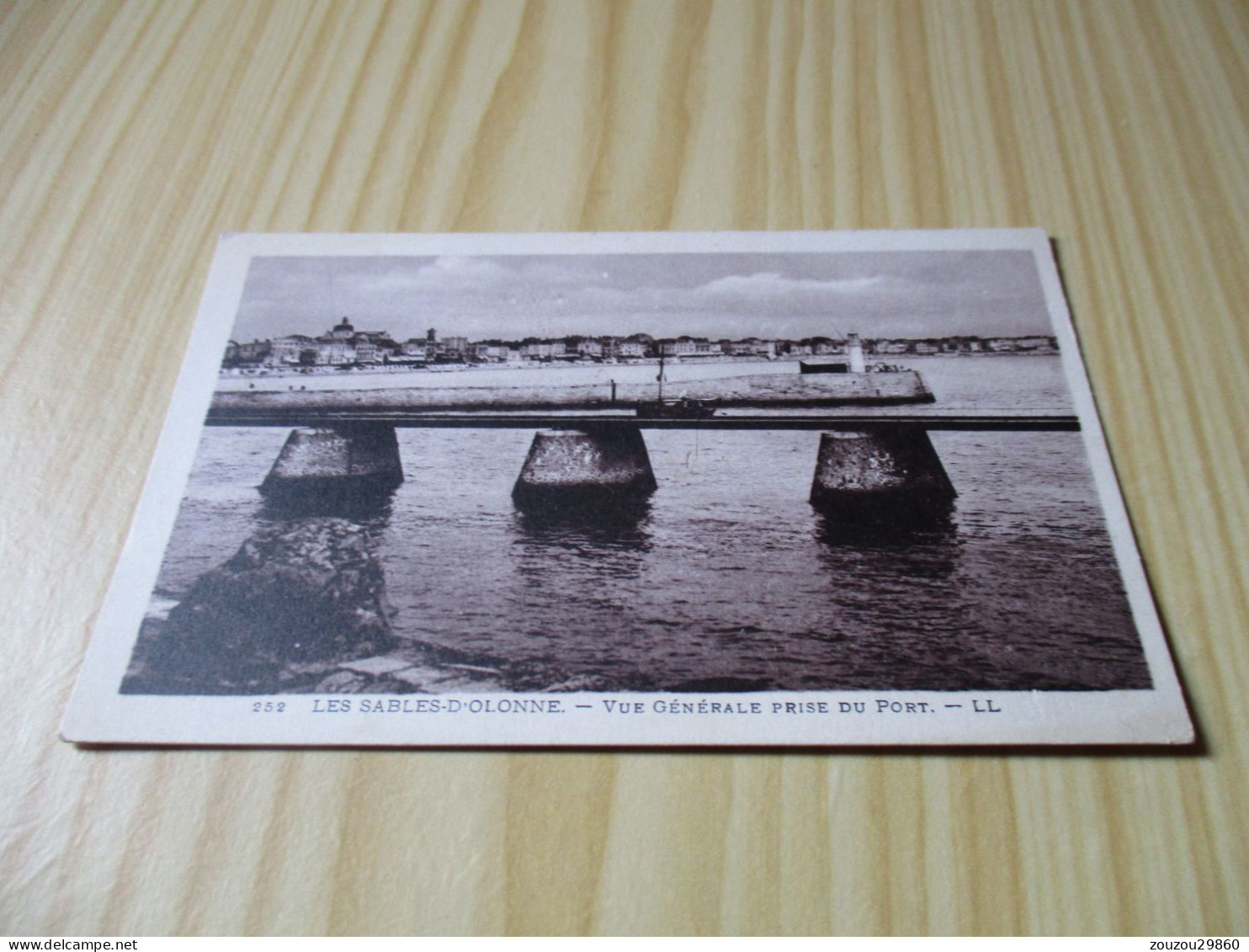 CPA Les Sables-d'Olonne (85).Vue Générale Prise Du Port. - Sables D'Olonne