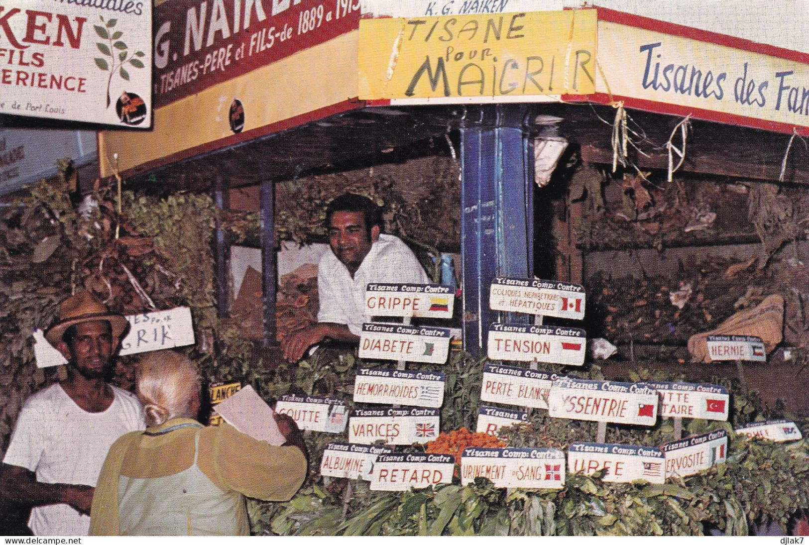 Ile Maurice Vendeur De Tisanes Au Bazar De Port Louis - Mauritius