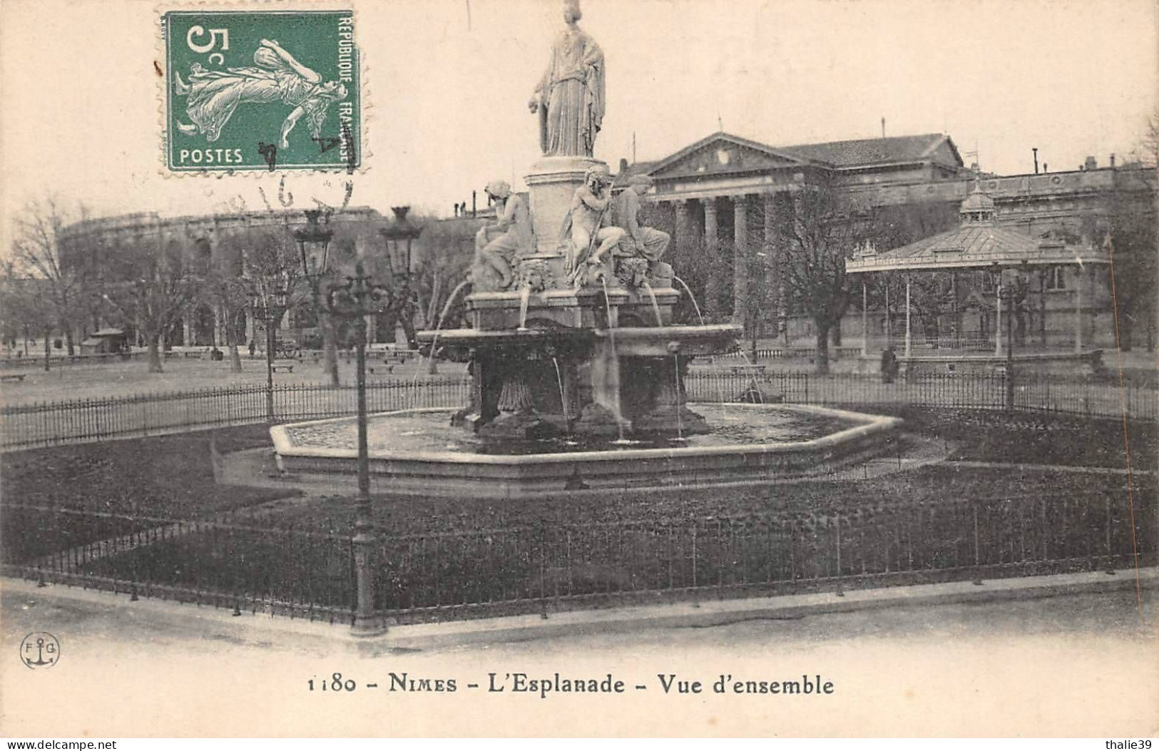 Nîmes Fontaine Pradier Kiosque 1180 FG - Nîmes