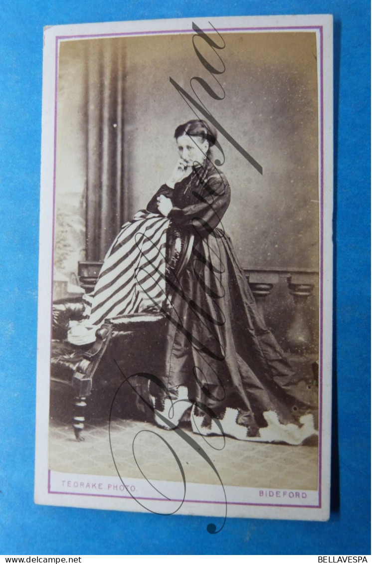 C.D.V. Carte De Visite. Atelier Portret Photo TEDRAKE Bideford - Personnes Identifiées