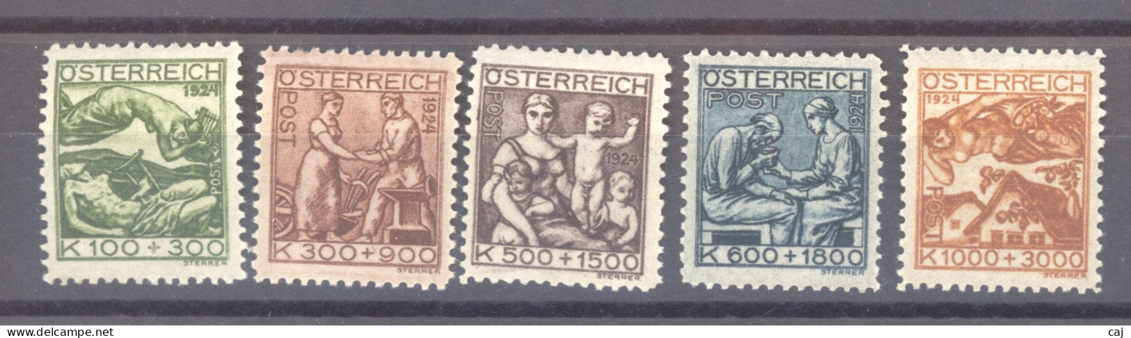 Autriche  :  Yv  326-30  Mi  442-46  * - Unused Stamps