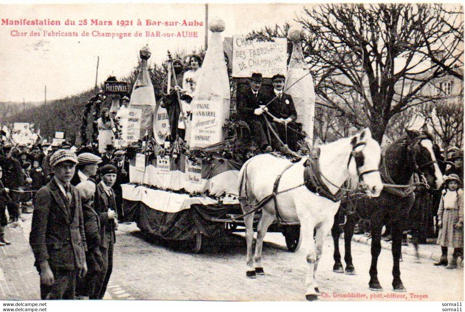 CPA BAR SUR AUBE 10 Manifestation Du 28 Mars 1921 Char Des Fabricants De Champagne De Bar Sur Aube - Bar-sur-Aube