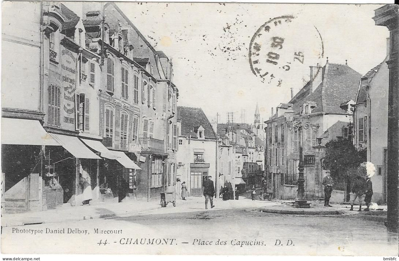 CHAUMONT - Place Des Capucins - Chaumont