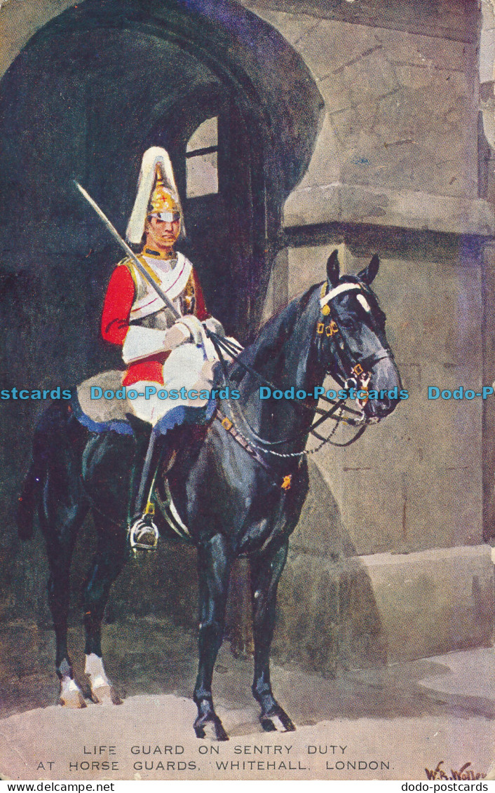 R006808 Life Guard On Sentry Duty At Horse Guards. Whitehall. London. Valentine. - Autres & Non Classés