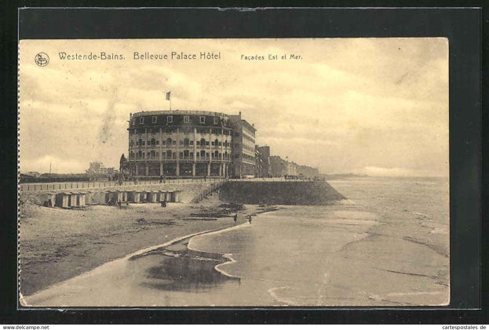 AK Westende-Bains, Bellevue Palace Hôtel, Facades Est Et Mer  - Westende