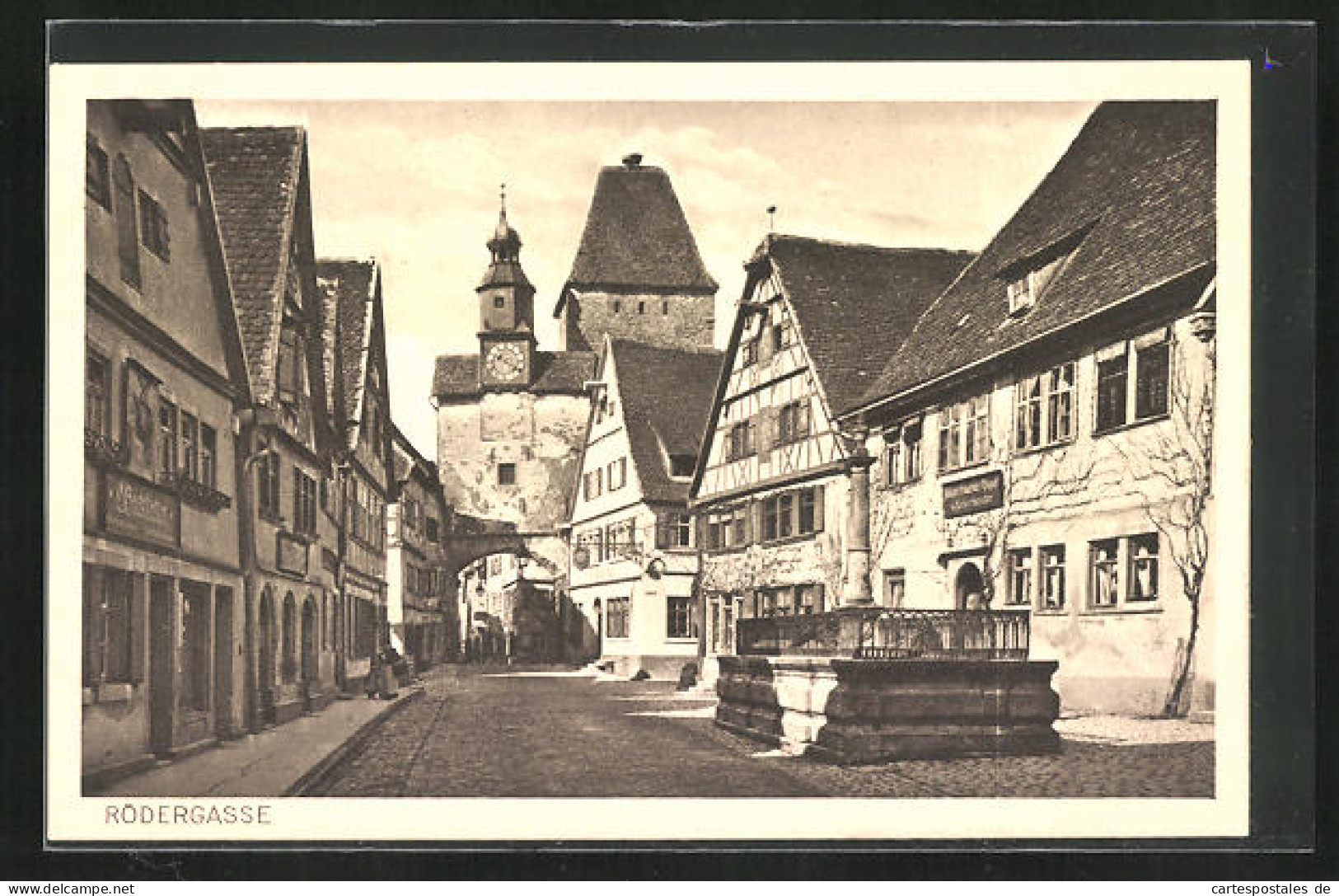 AK Rothenburg O. T., Rödergasse Mit Gasthaus Und Geschäften  - Rothenburg O. D. Tauber