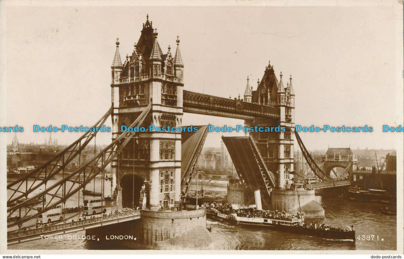 R006064 Tower Bridge. London. Valentine. No 43871. RP. 1954 - Autres & Non Classés