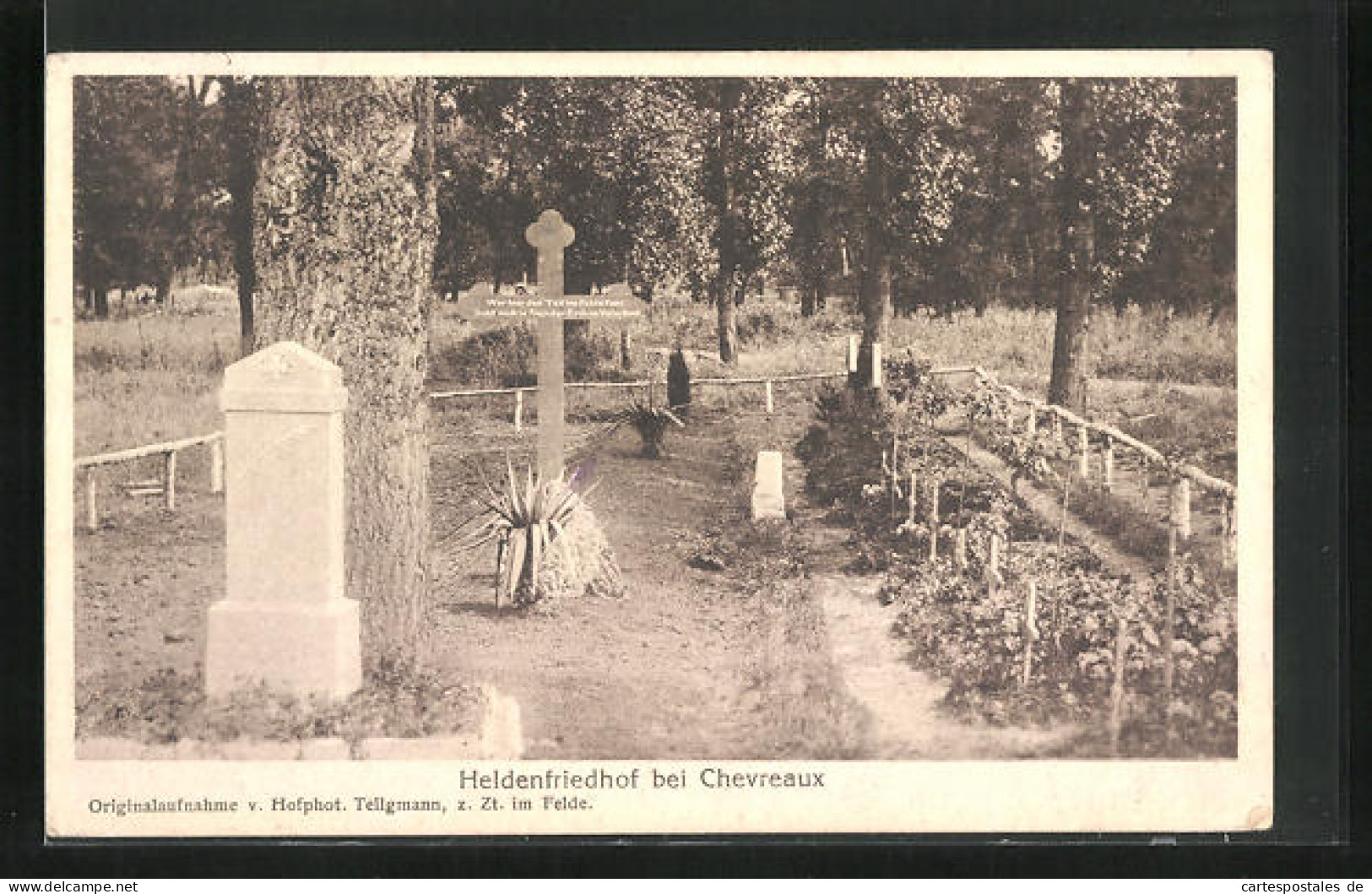 AK Heldenfriedhof Bei Chevreaux  - Guerre 1914-18