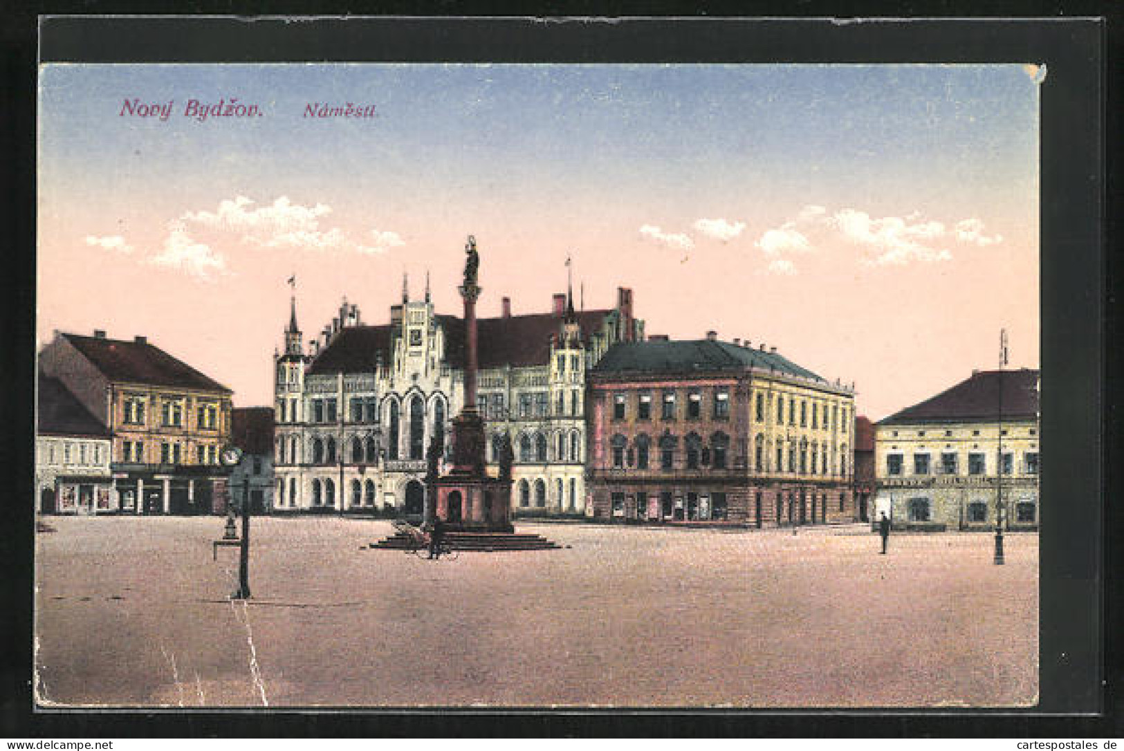 AK Nový Bydzov, Namesti, Marktplatz Mit Denkaml  - Czech Republic