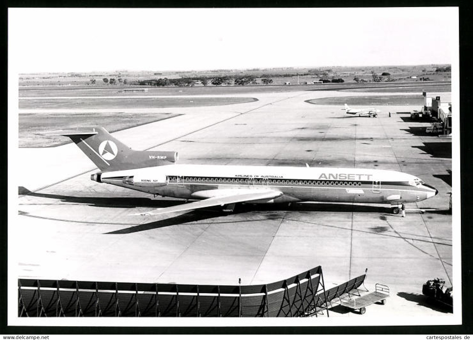 Fotografie Flugzeug Boeing 727, Passagierflugzeug Airlines Of Australia, Kennung VH-RMP  - Aviation