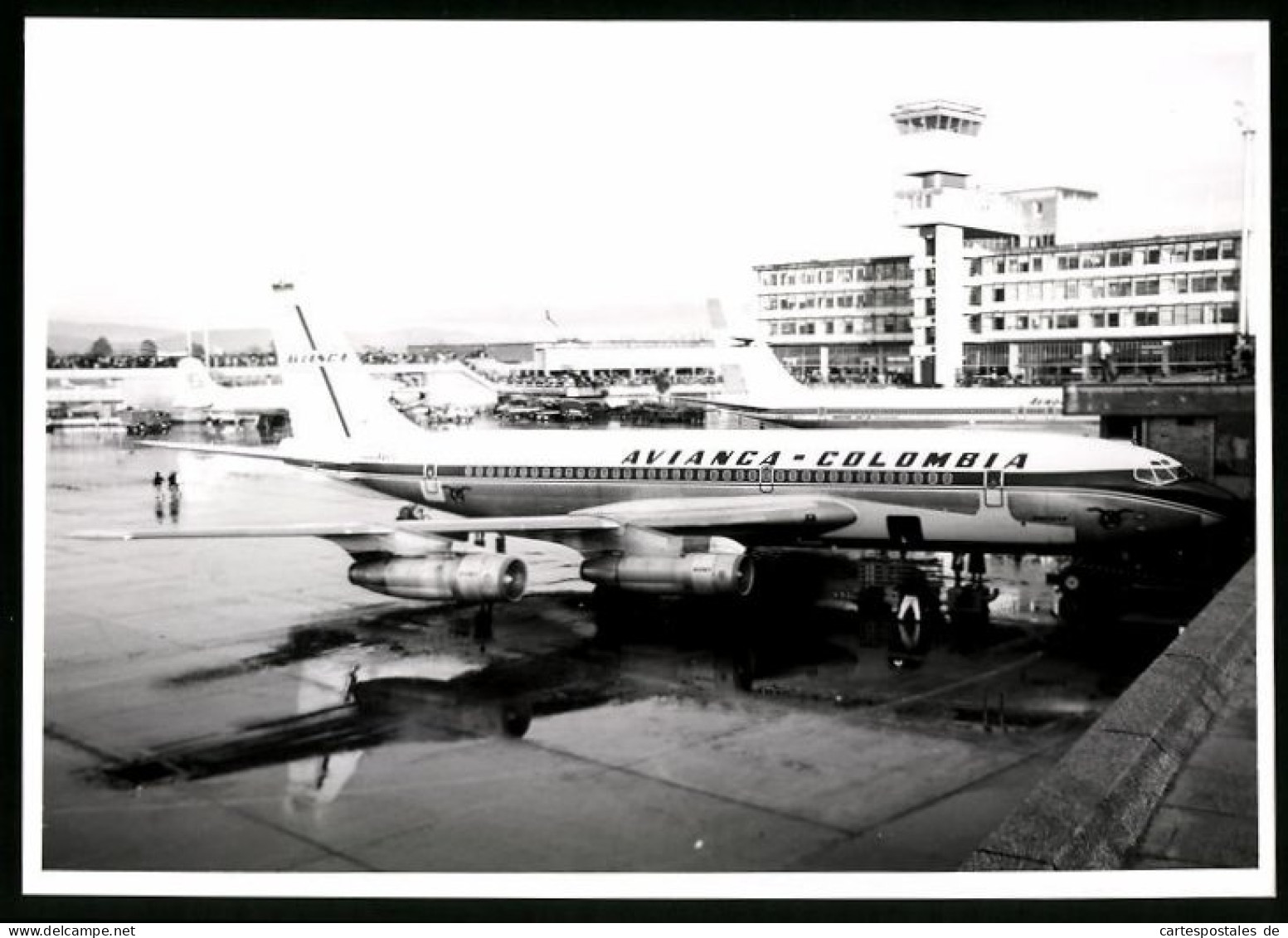 Fotografie Flugzeug Boeing 720, Passagierflugzeug Der Avianca-Colombia, Kennung-724  - Aviation