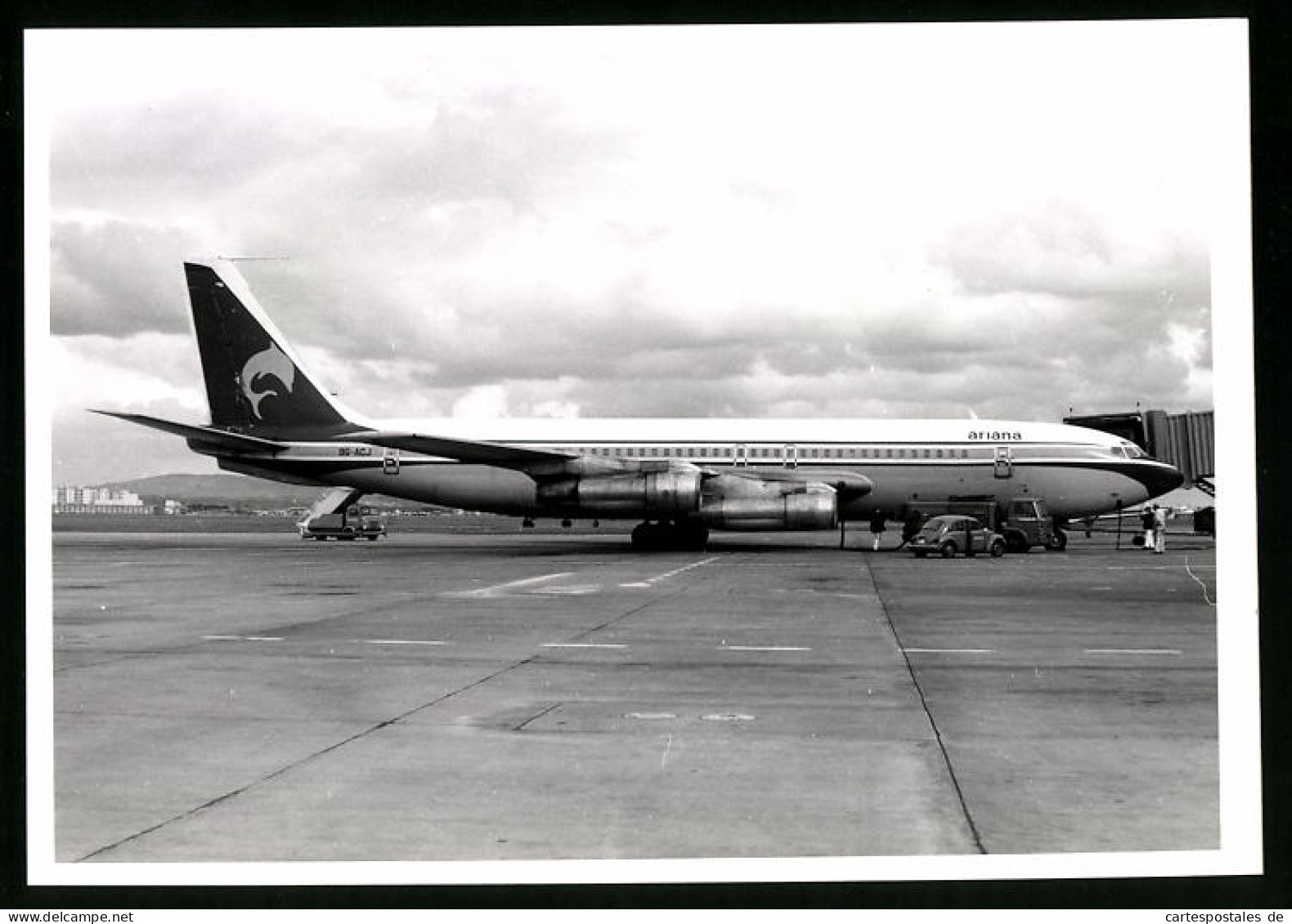 Fotografie Flugzeug Boeing 707, Passagierflugzeug Der Ariania, Kennung 9G-ACJ  - Aviation