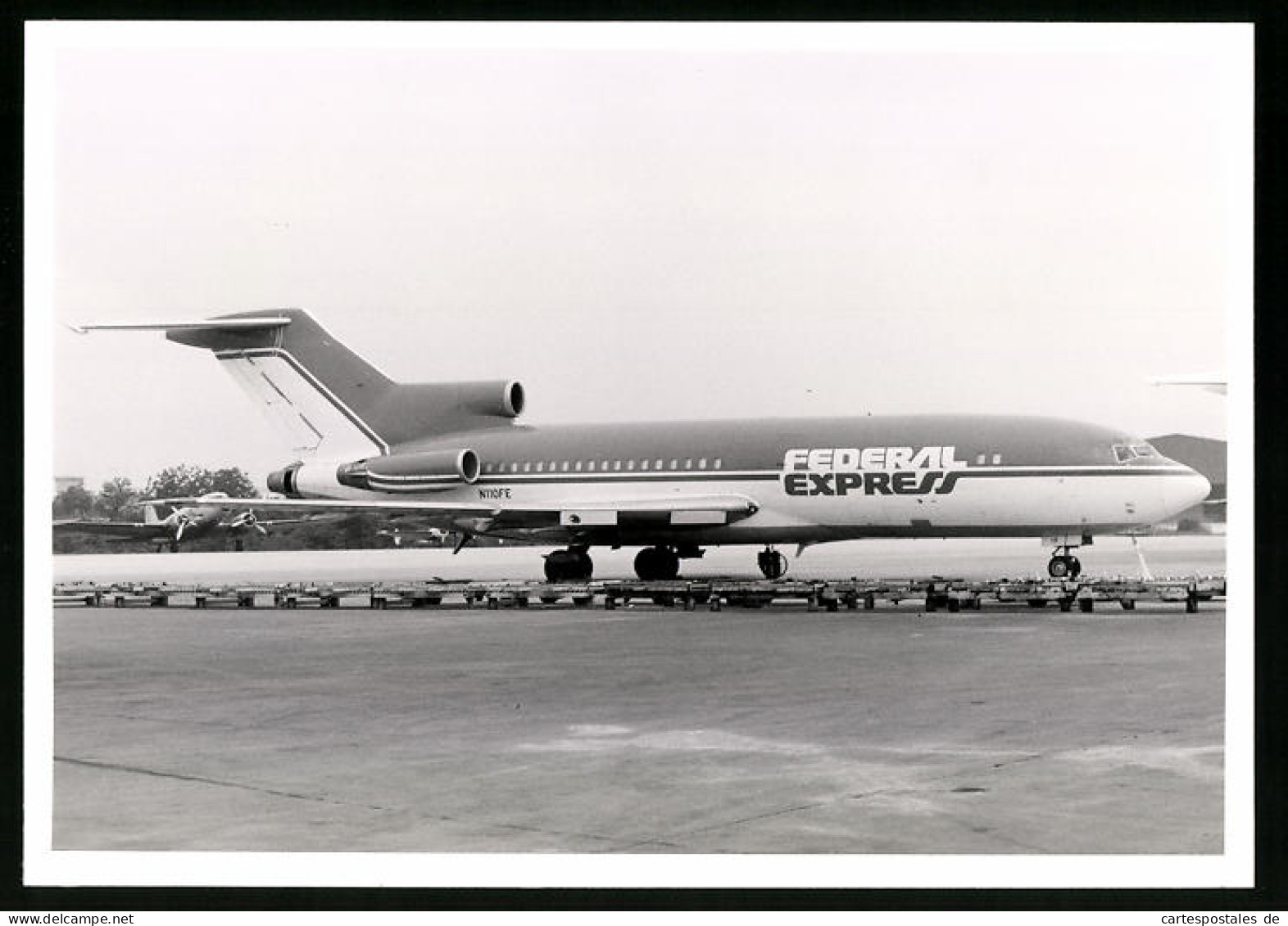 Fotografie Flugzeug Being 727, Passagierflugzeug Der Federal Express, Kennung N110FE  - Luftfahrt