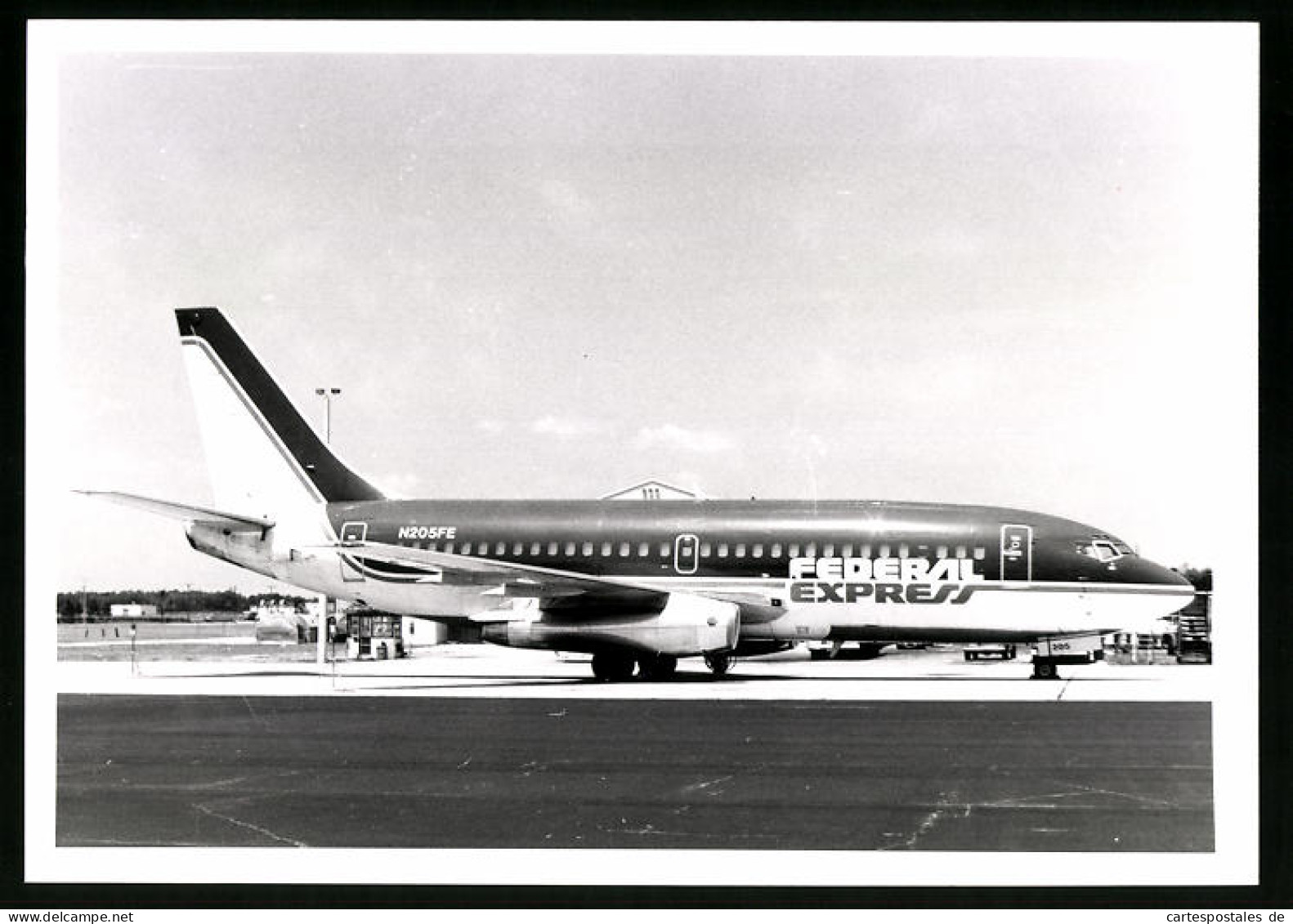 Fotografie Flugzeug Boeing 737, Passagierflugzeug Der Federal Express, Kennung N205FE  - Aviation