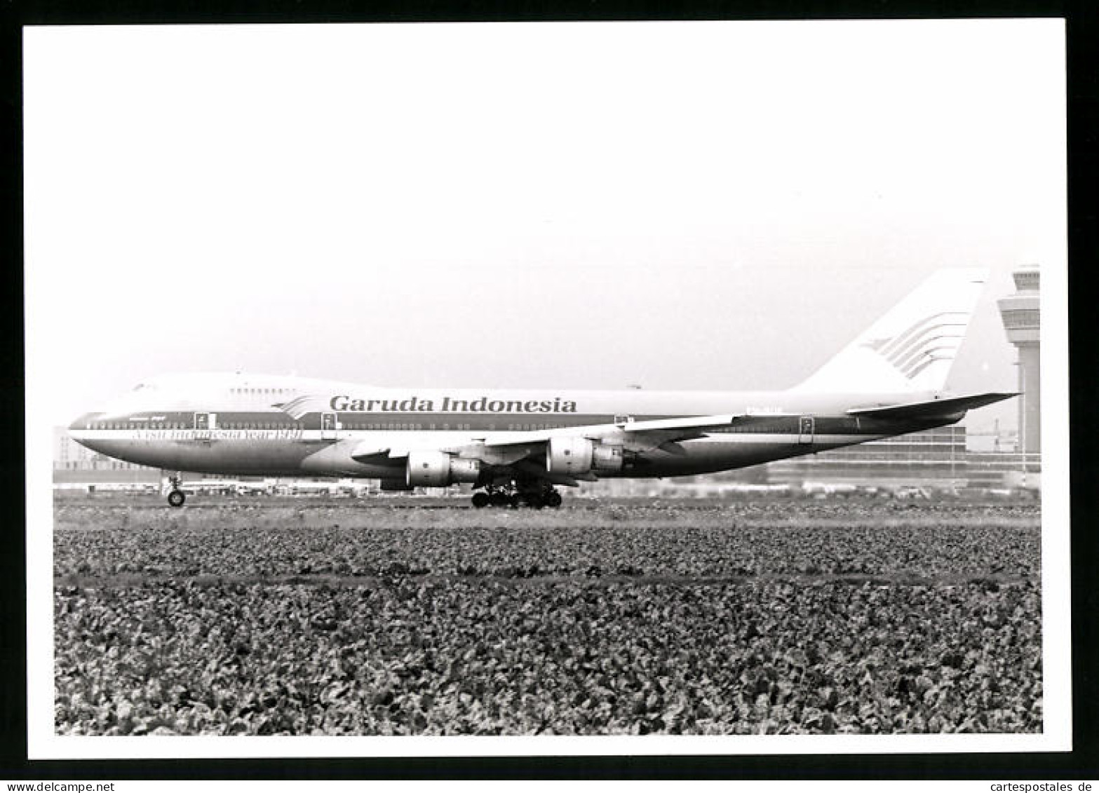 Fotografie Flugzeug Boeing 747 Jumbojet, Passagierflugzeug Der Garuda Indonesia, Kennung PH-RUE  - Aviation