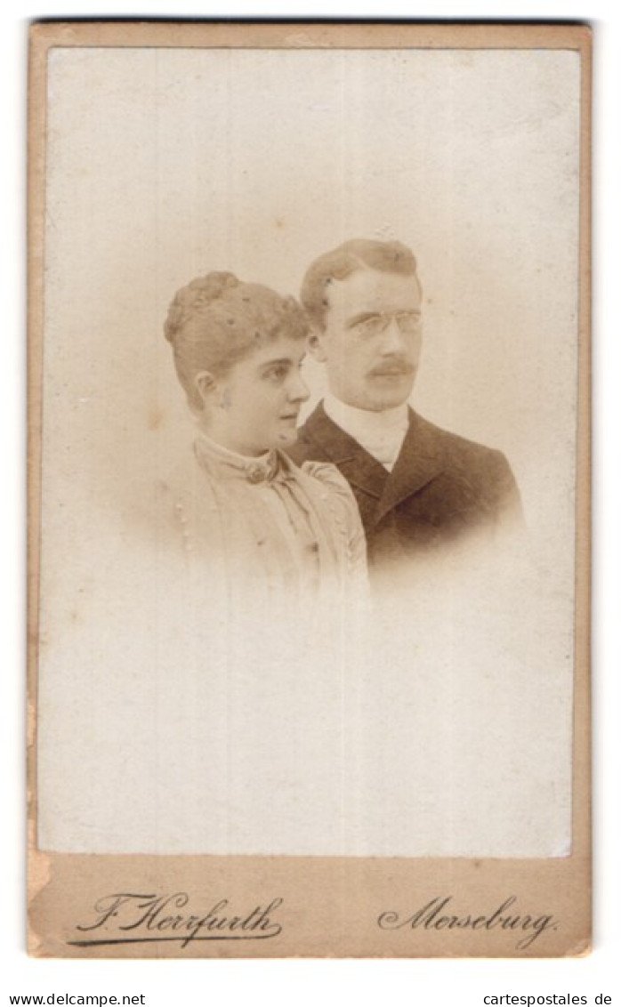 Fotografie F. Herrfurth, Merseburg, Portrait Eines Paares  - Personnes Anonymes