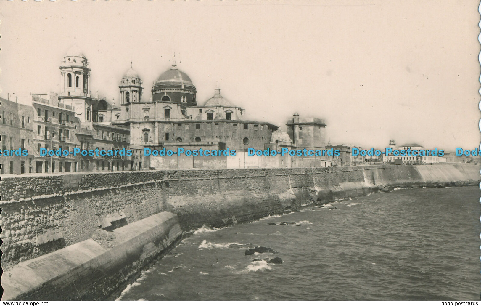 R007855 Cadiz. Murallas Y Catedral. Garcia Garrabella. No 45 - Welt