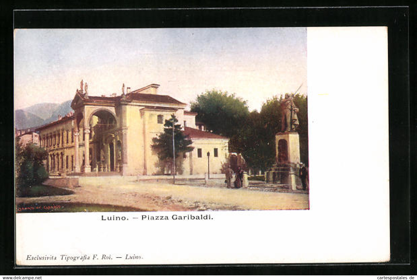 Cartolina Luino, Piazza Garibaldi  - Otros & Sin Clasificación