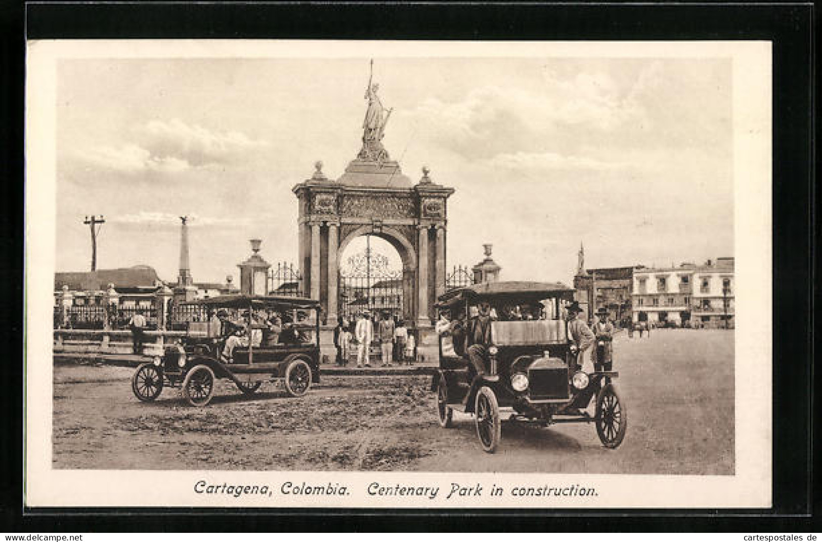 AK Cartagena, Centenary Park In Construction  - Kolumbien