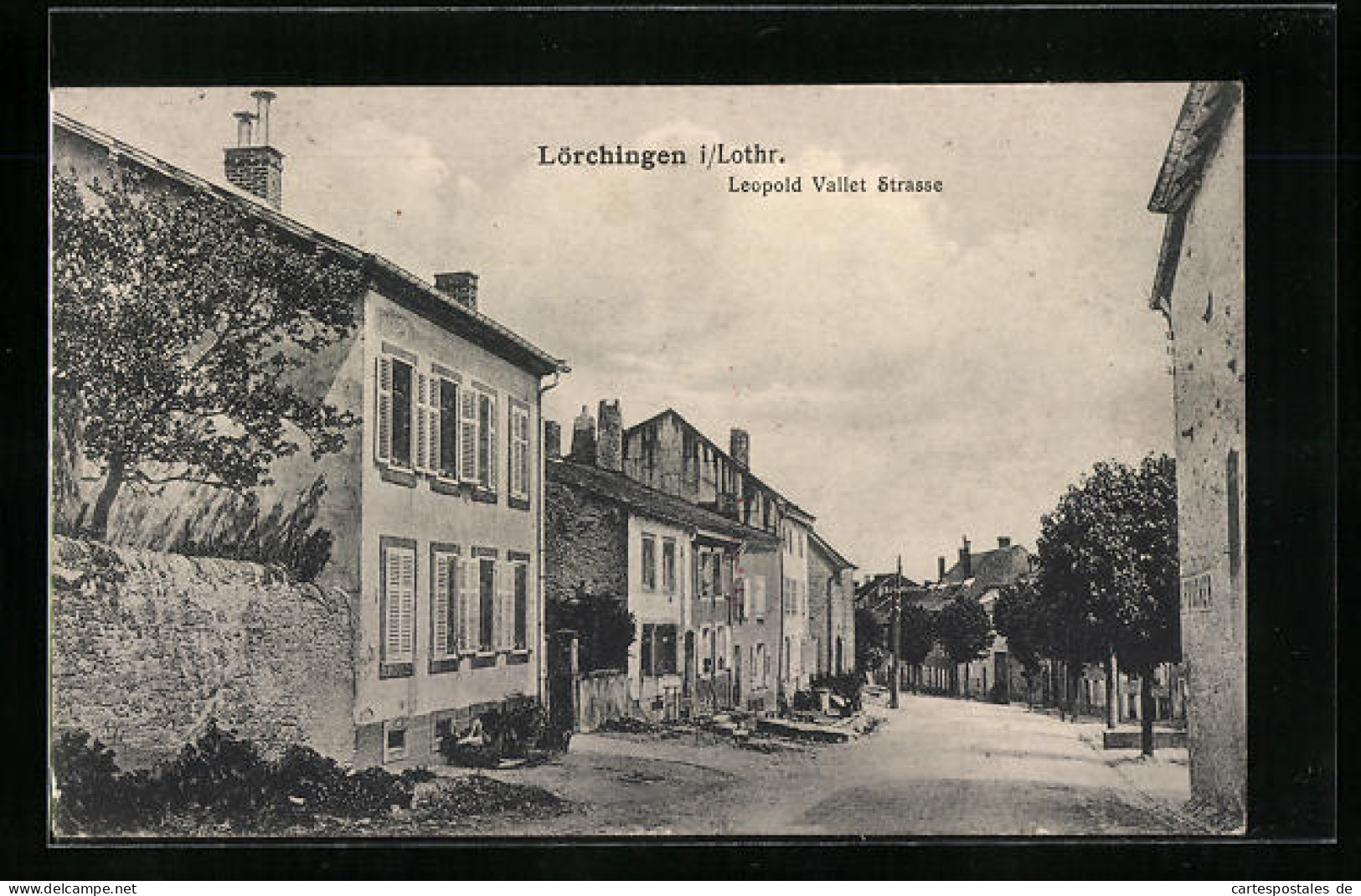 CPA Lörchingen I /Lothr., Leopold Vallet Strasse Avec Bäumen  - Autres & Non Classés