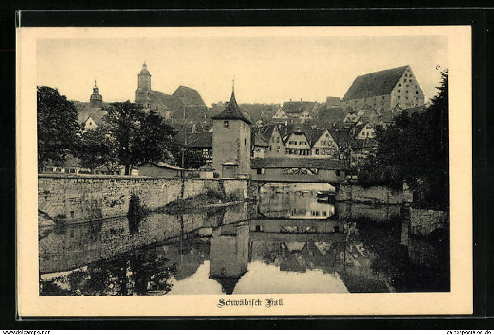 AK Schwäbisch Hall, Flusspartie Mit Brücke  - Schwaebisch Hall