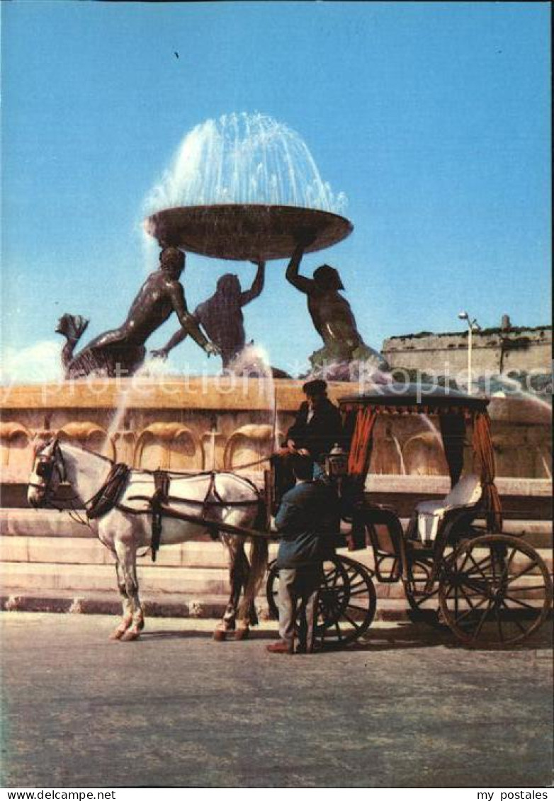 72564729 Floriana The Triton Fountain Pferdekutsche Floriana - Malta