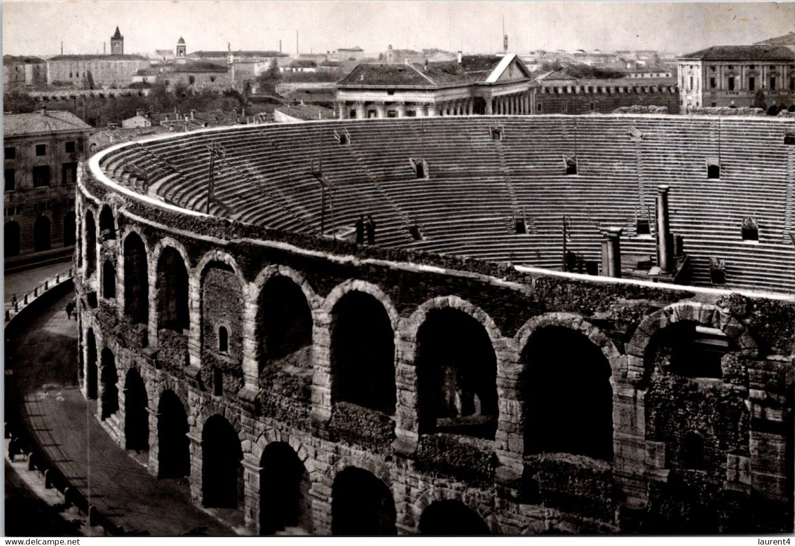 1895-2024 (5 Z 33) B/W - Italy - Verona Arena (Roman Stadium) - Stades