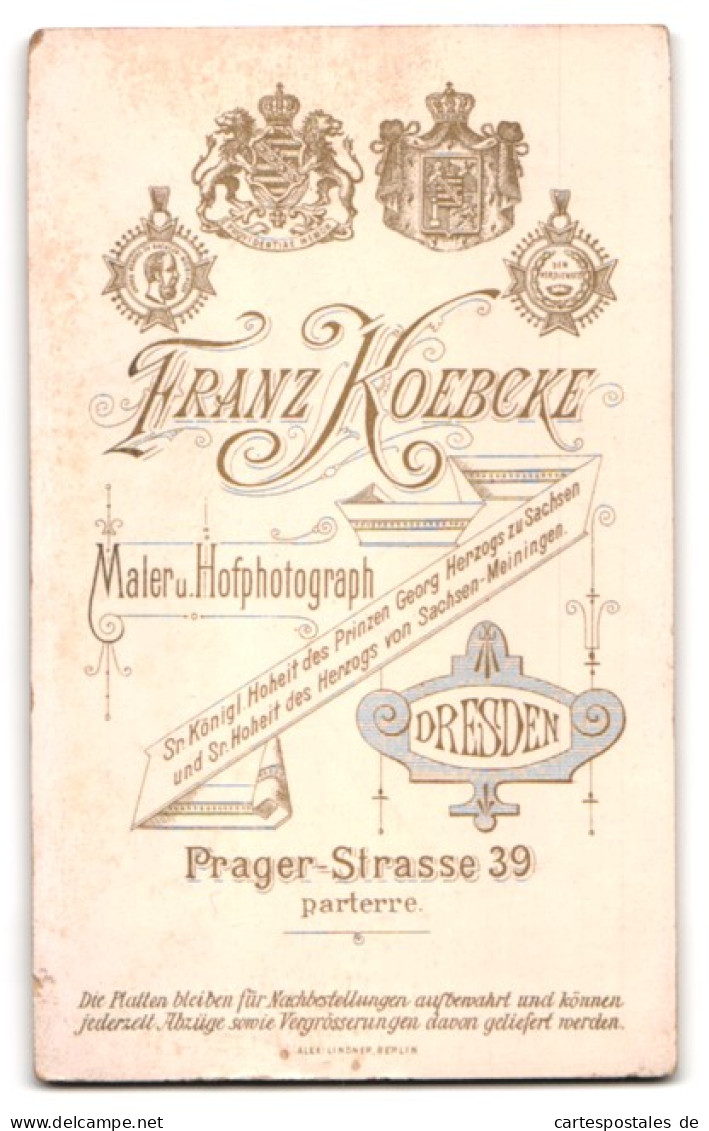 Fotografie Franz Koebcke, Dresden, Prager Str. 39, Junger Herr Mit Weisser Fliege  - Personnes Anonymes