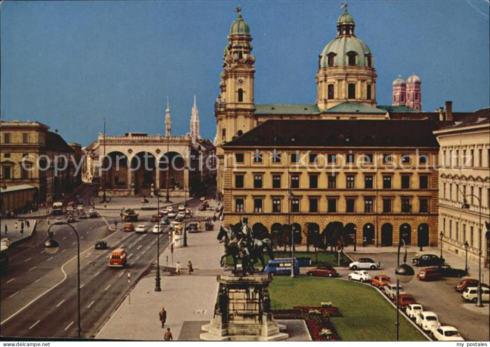 72563450 Muenchen Odeonsplatz Mit Feldherrnhalle Und Theatinerkirche Muenchen - Muenchen