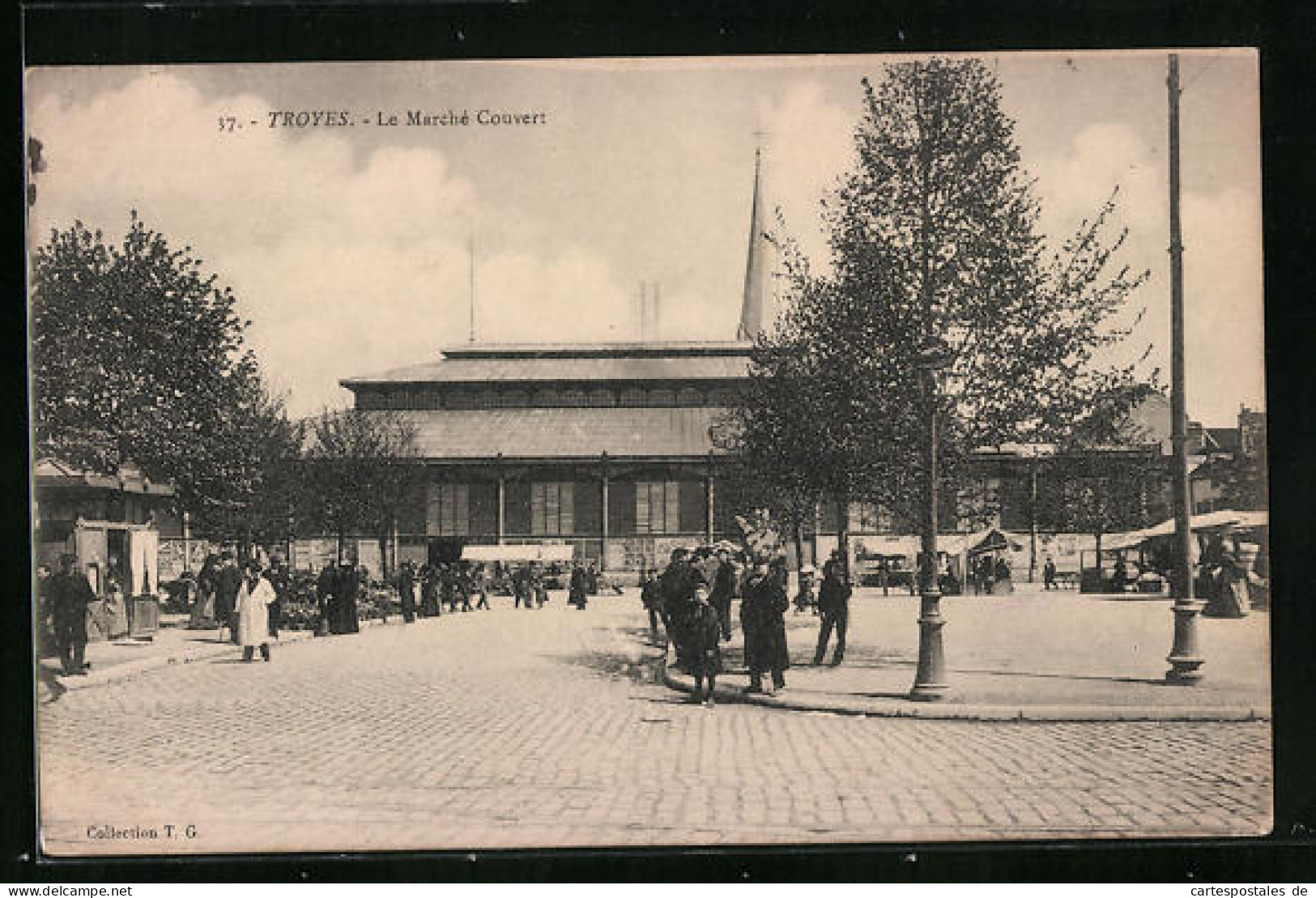 CPA Troyes, Le Marché Couvert  - Troyes