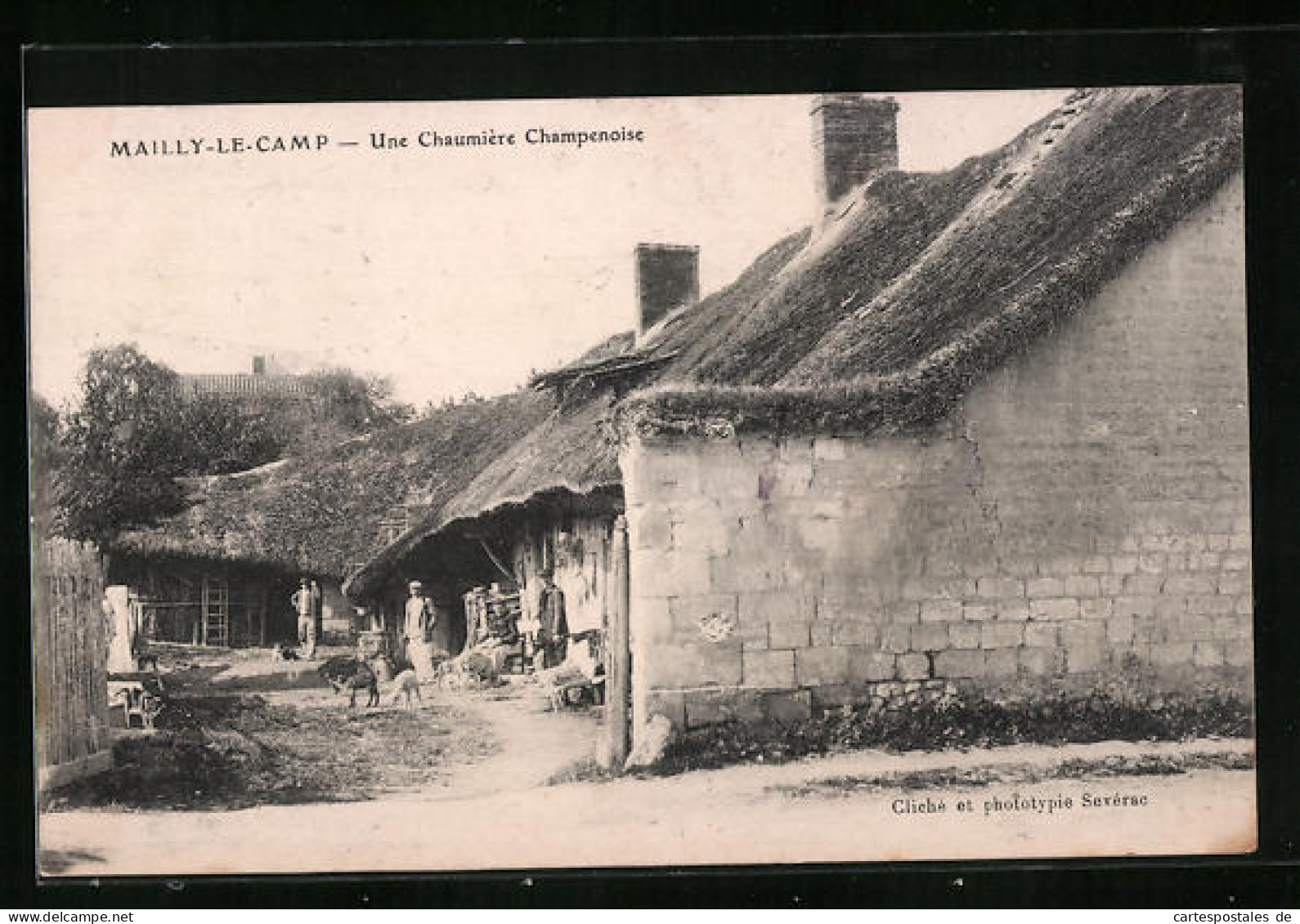CPA Mailly-le-Camp, Une Chaumière Champenoise  - Mailly-le-Camp